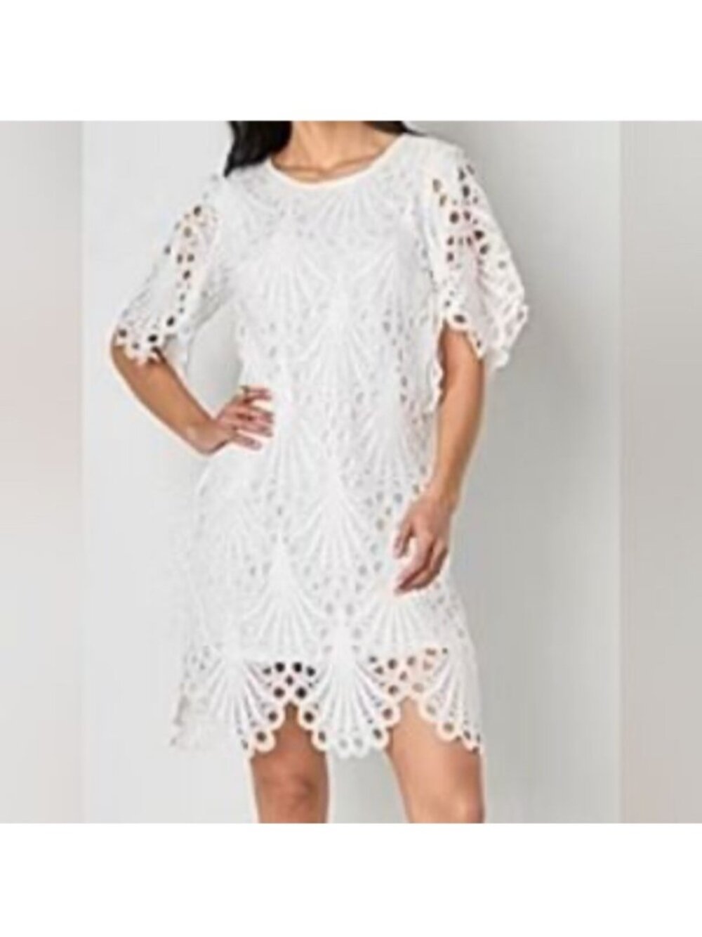 Elegant White Lace Mini Dress 8P Crochet Design Scalloped Edges Keyhole Back